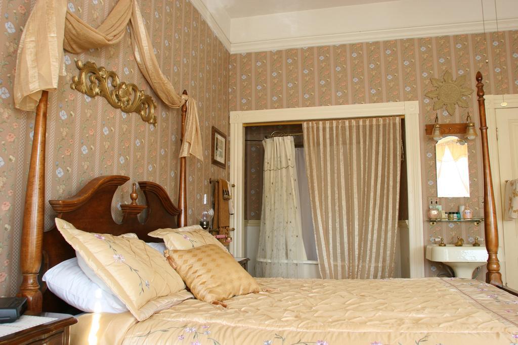 Bed and Breakfast Power'S Mansion Оберн Екстер'єр фото